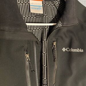 Columbia Black Softshell Jacket with Patterned Lining